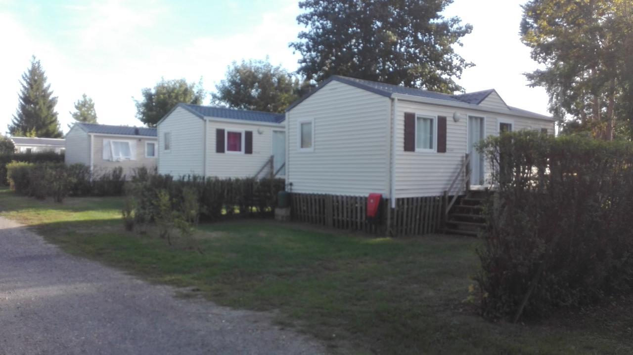 Camping Loisirs Des Groux Mousseaux-sur-Seine Luaran gambar