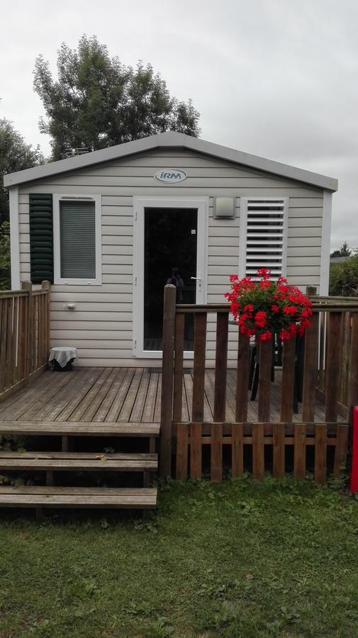 Camping Loisirs Des Groux Mousseaux-sur-Seine Luaran gambar