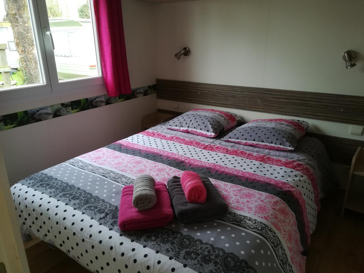 Camping Loisirs Des Groux Mousseaux-sur-Seine Luaran gambar