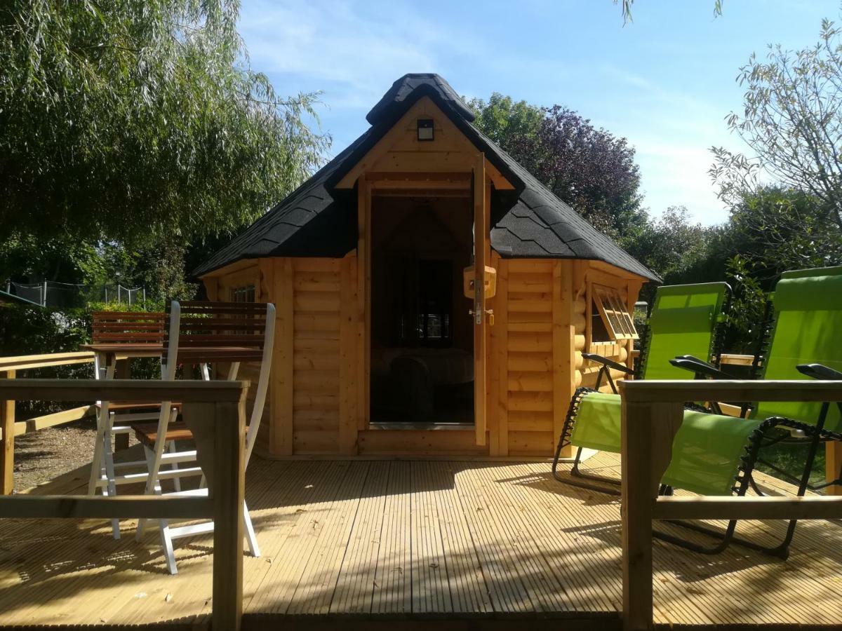 Camping Loisirs Des Groux Mousseaux-sur-Seine Luaran gambar